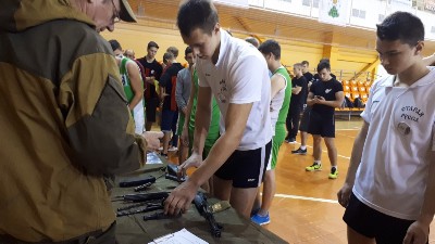 �����������